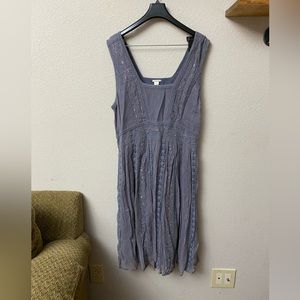 SUNDANCE gray sleeveless embroidered summer dressReally very pretty‼️
